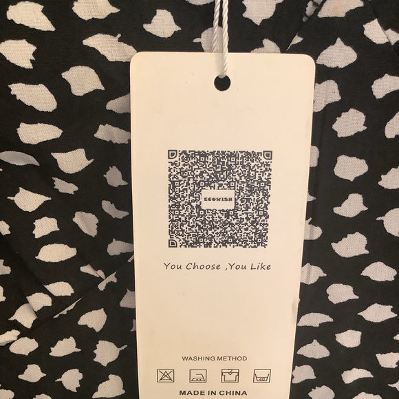 Women's Ecowish Dress, Black & White, Size M - Picture 10 of 13